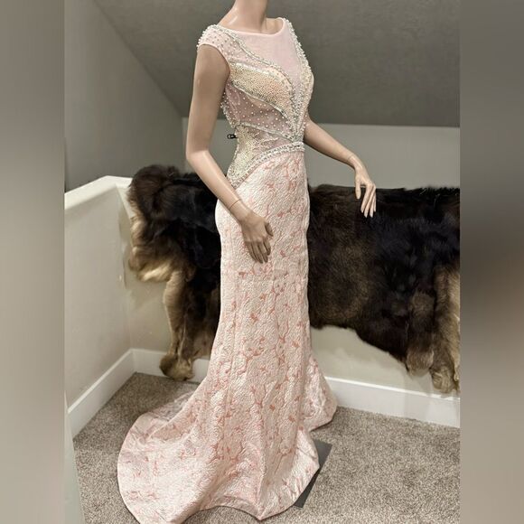 Custom Design Sample, Stunning Beads/Rhinestones Jacquard Brocade Fishtail Gown - Picture 8 of 15